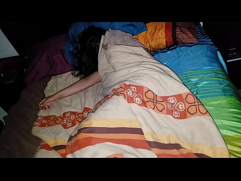 ❤️ Beau-fils réprimandant sa jeune belle-mère pendant qu'elle dort. ❤️❌ Fucking at us fr.befuck-net.ru ☑